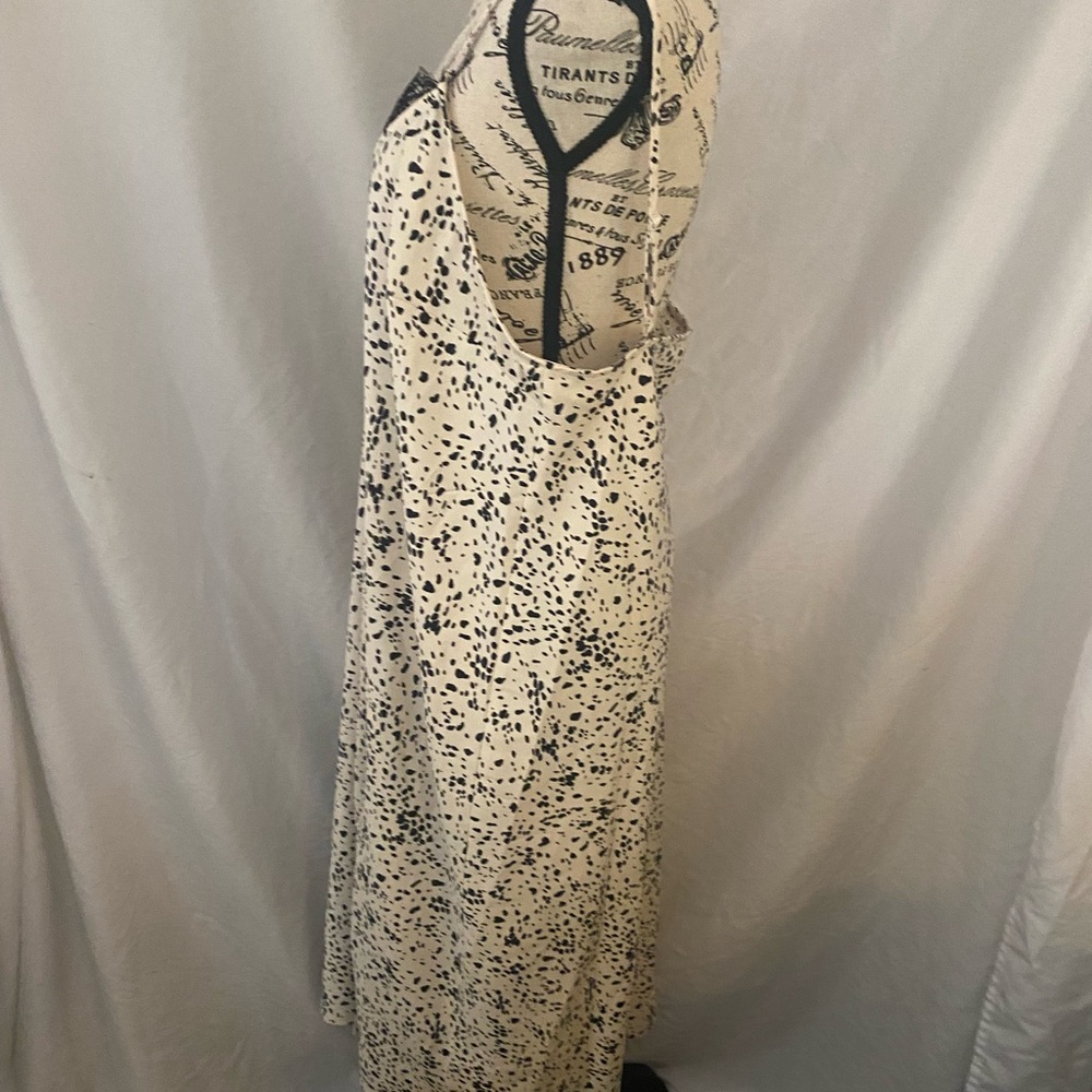 A new day slip dress - Picture 3 of 5